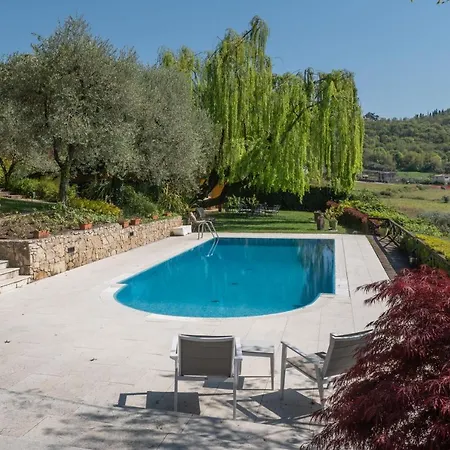 Villa Beautiful With Private Garden And Pool *