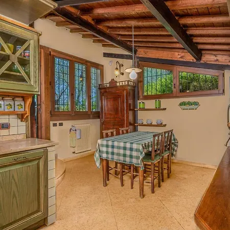 Beautiful With Private Garden And Pool *